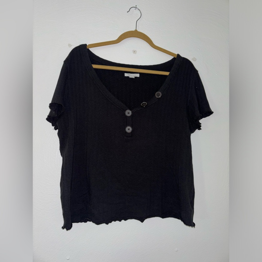 American Eagle Cropped half button down shirt